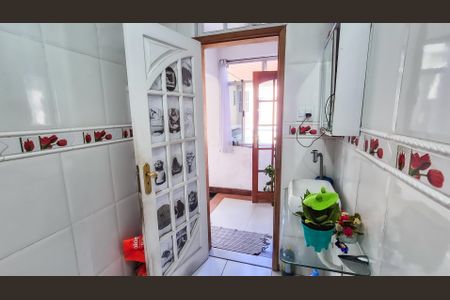 Casa à venda com 226m², 4 quartos e 2 vagasBanheiro Social 