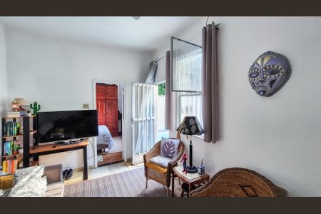 Casa à venda com 226m², 4 quartos e 2 vagasEdícula - Sala  