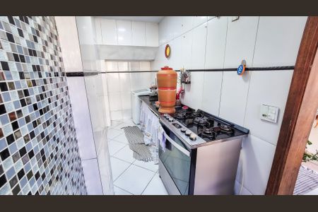 Casa à venda com 226m², 4 quartos e 2 vagasCozinha 