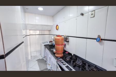 Casa à venda com 226m², 4 quartos e 2 vagasCozinha 