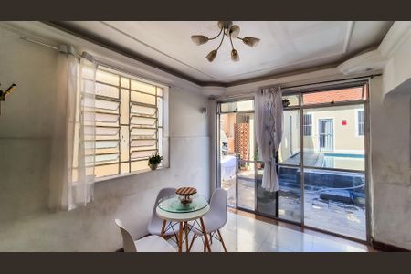 Casa à venda com 226m², 4 quartos e 2 vagasSala De Jantar