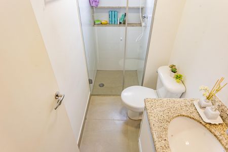 Apartamento à venda com 60m², 2 quartos e 1 vaga Apartamento à venda com 60m², 2 quartos e 1 vagaBanheiro