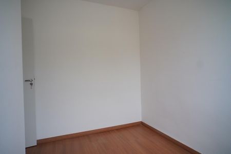 Quarto 1 de apartamento para alugar com 2 quartos, 42m² em Rubem Berta, Porto Alegre