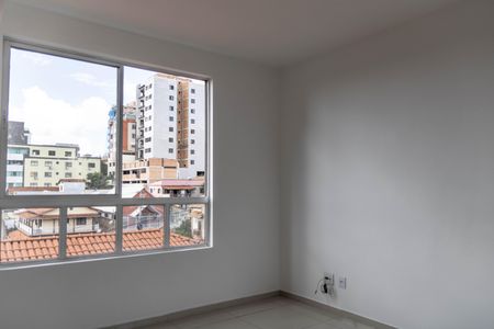 Sala 1 de apartamento para alugar com 3 quartos, 95m² em Barreiro, Belo Horizonte