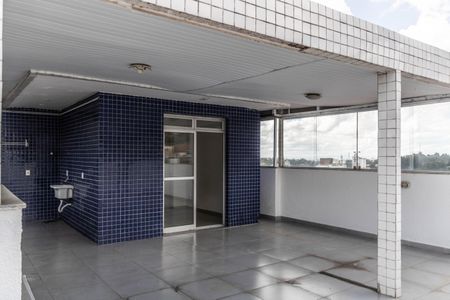 Apartamento para alugar com 95m², 3 quartos e 4 vagas Apartamento para alugar com 95m², 3 quartos e 4 vagasCobertura