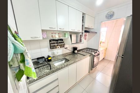 Apartamento à venda com 70m², 3 quartos e 2 vagasCozinha
