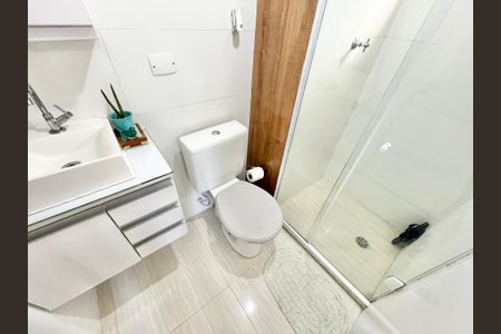 Apartamento à venda com 70m², 3 quartos e 2 vagasBanheiro da Suíte