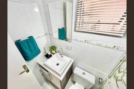 Apartamento à venda com 70m², 3 quartos e 2 vagasBanheiro