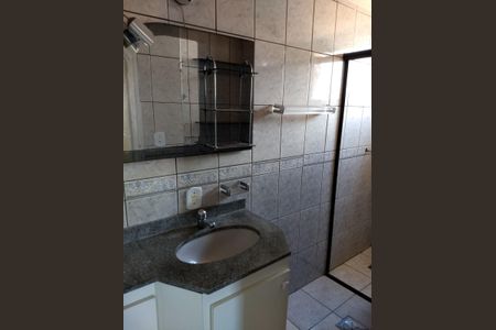 Apartamento à venda com 67m², 2 quartos e sem vagaBanheiro
