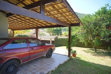 Área externa de casa à venda com 3 quartos, 100m² em Itaipu, Niterói