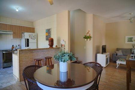 Casa à venda com 100m², 3 quartos e 2 vagasSala de Jantar