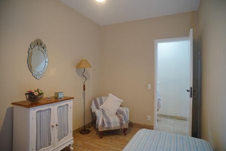 Quarto 1 de casa à venda com 3 quartos, 100m² em Itaipu, Niterói