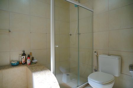 Casa à venda com 100m², 3 quartos e 2 vagasBanheiro do Quarto 3