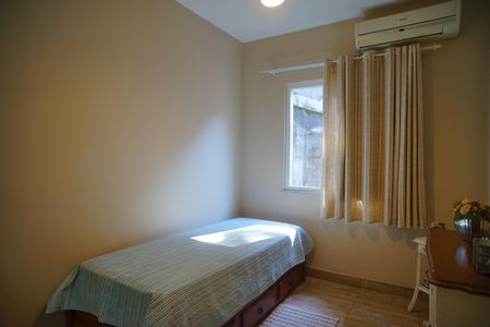 Casa à venda com 100m², 3 quartos e 2 vagasQuarto 1