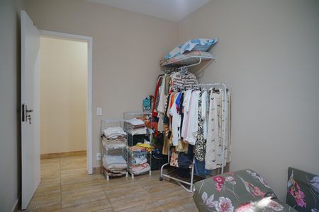 Casa à venda com 100m², 3 quartos e 2 vagasQuarto 2