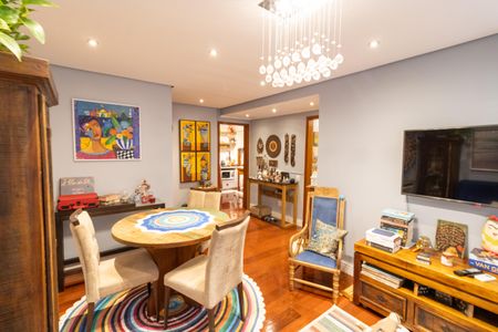 Sala de apartamento à venda com 1 quarto, 71m² em Centro Histórico, Porto Alegre