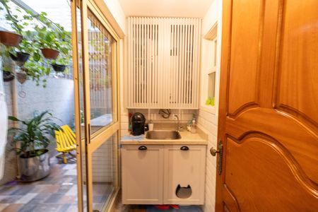 Apartamento à venda com 71m², 1 quarto e sem vaga Apartamento à venda com 71m², 1 quarto e sem vagaÁrea de Serviço