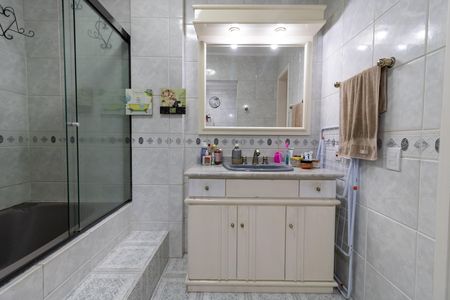Apartamento à venda com 71m², 1 quarto e sem vaga Apartamento à venda com 71m², 1 quarto e sem vagaBanheiro da Suíte