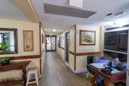 Apartamento à venda com 71m², 1 quarto e sem vaga Apartamento à venda com 71m², 1 quarto e sem vagaHall de entrada
