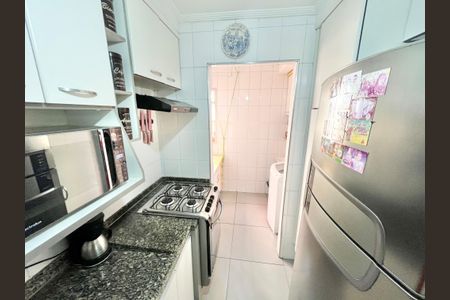 Apartamento à venda com 70m², 3 quartos e 2 vagasCozinha e Área de Serviço
