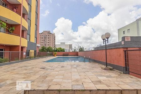 Apartamento à venda com 70m², 3 quartos e 2 vagasÁrea comum - Piscina
