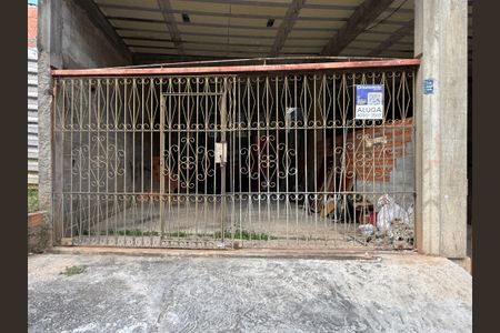 Casa para alugar com 28m², 1 quarto e 1 vagaPlaca 