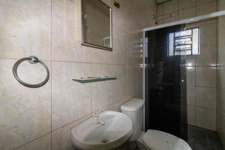 Banheiro de casa para alugar com 1 quarto, 28m² em Recreio São Jorge, Guarulhos