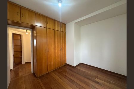 Apartamento à venda com 118m², 3 quartos e 2 vagasSuíte 1