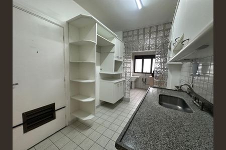 Apartamento à venda com 118m², 3 quartos e 2 vagasCozinha