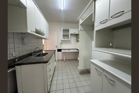 Apartamento à venda com 118m², 3 quartos e 2 vagasCozinha