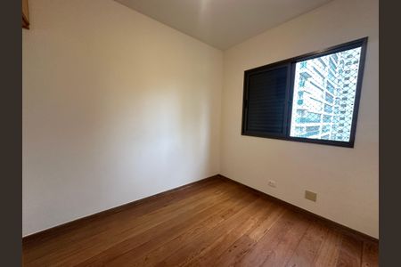 Apartamento à venda com 118m², 3 quartos e 2 vagasSuíte 2