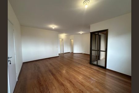 Apartamento à venda com 118m², 3 quartos e 2 vagasSala