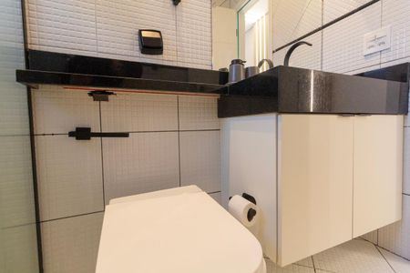 Casa à venda com 159m², 2 quartos e 4 vagasBanheiro 1