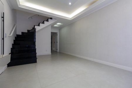 Sala de casa à venda com 2 quartos, 159m² em Jardim Textil, São Paulo