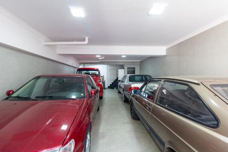 Casa à venda com 159m², 2 quartos e 4 vagasGaragem