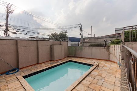 Apartamento à venda com 52m², 2 quartos e 1 vaga Apartamento à venda com 52m², 2 quartos e 1 vagaPiscina