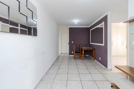 Sala de apartamento para alugar com 2 quartos, 52m² em Vila das Belezas, São Paulo