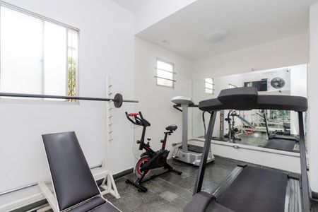 Apartamento à venda com 52m², 2 quartos e 1 vaga Apartamento à venda com 52m², 2 quartos e 1 vagaAcademia
