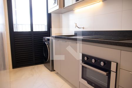 Apartamento para alugar com 79m², 2 quartos e 1 vaga Apartamento para alugar com 79m², 2 quartos e 1 vagaCozinha e Área de Serviço