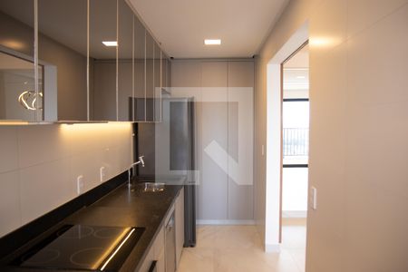 Apartamento para alugar com 79m², 2 quartos e 1 vaga Apartamento para alugar com 79m², 2 quartos e 1 vagaCozinha e Área de Serviço