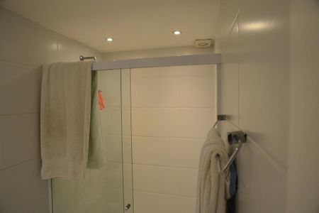 Apartamento à venda com 79m², 2 quartos e 1 vagaBanheiro Suíte 2