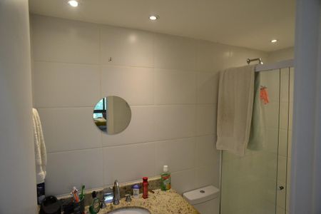 Apartamento à venda com 79m², 2 quartos e 1 vagaBanheiro Suíte 2