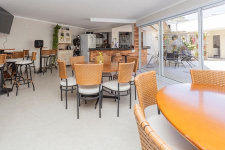 Casa à venda com 500m², 3 quartos e 3 vagasEspaço Lazer