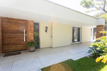 Casa à venda com 500m², 3 quartos e 3 vagasEntrada