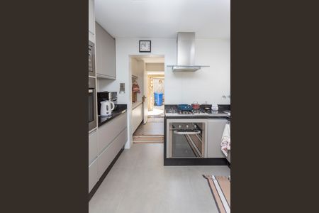 Casa à venda com 500m², 3 quartos e 3 vagasCozinha