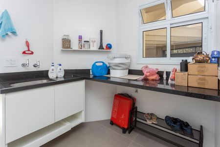 Casa à venda com 500m², 3 quartos e 3 vagasÁrea de Serviço 