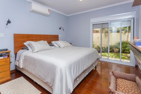 Casa à venda com 500m², 3 quartos e 3 vagasSuíte 1
