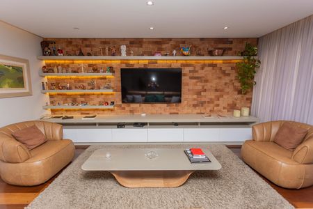 Casa à venda com 500m², 3 quartos e 3 vagasSala