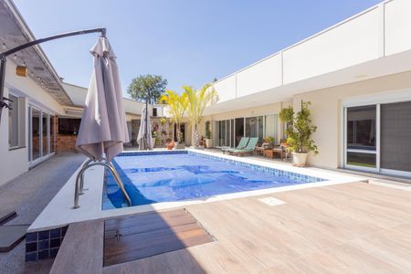 Casa à venda com 500m², 3 quartos e 3 vagasPiscina