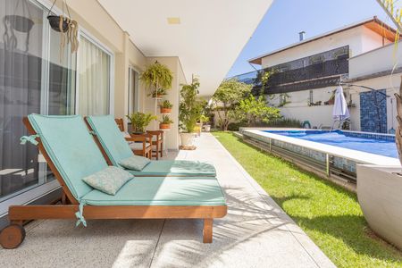 Casa à venda com 500m², 3 quartos e 3 vagasPiscina